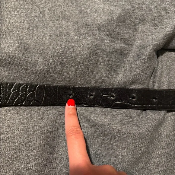 Michael Kors black alligator print belt - Picture 3 of 4